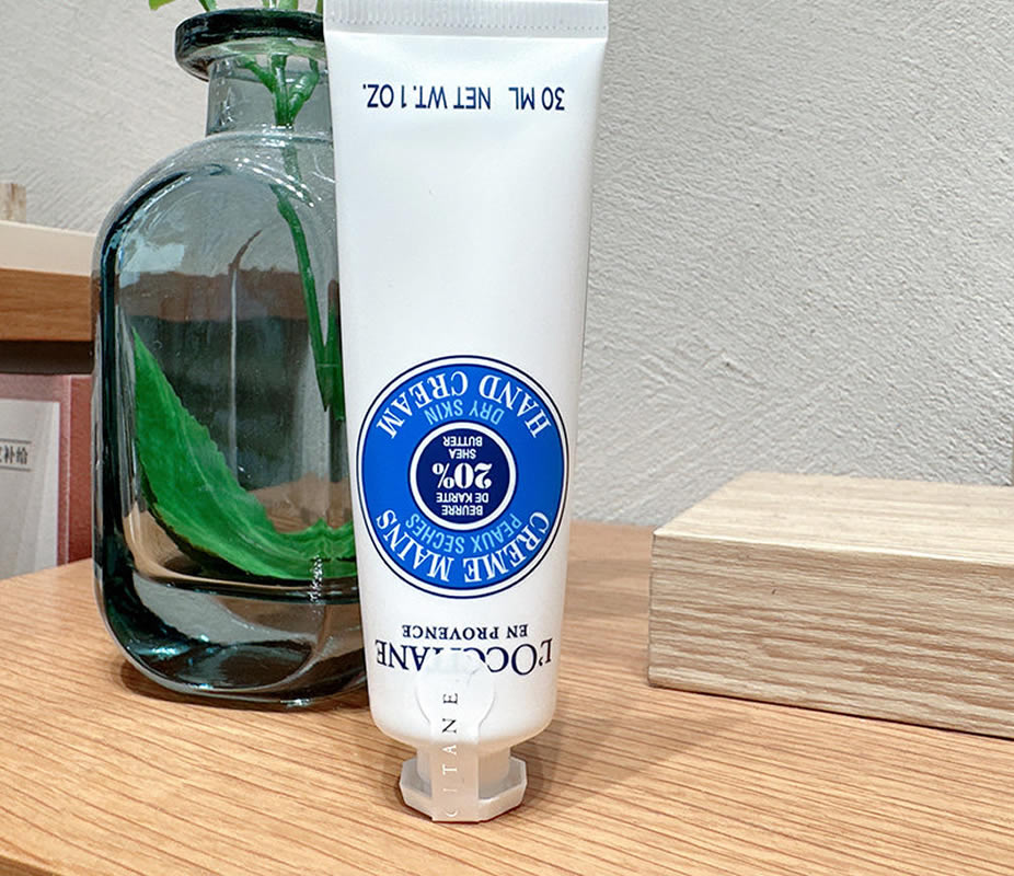 ロクシタン シアバターハンドクリーム スイートアーモンドハン - Luxury Skincare Brands のレビューと価格